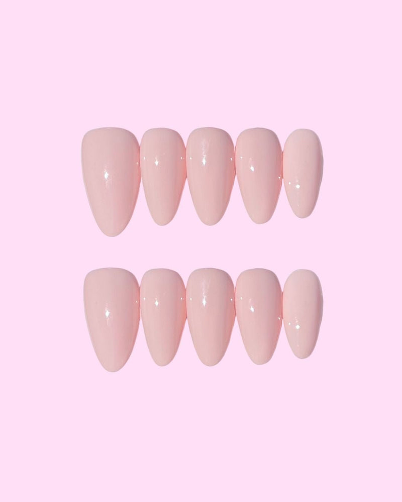 Dusty Pink_Short Almond press on nails - Aurelle Beauty