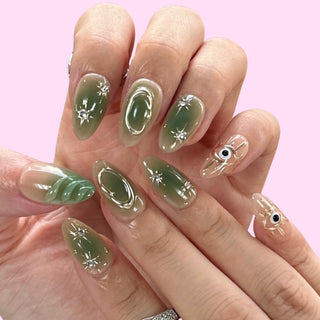 Enchanted Emerald press on nails - Aurelle Beauty