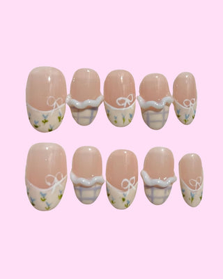 White French Tips Press on nails 10 press on nails - Aurelle Beauty